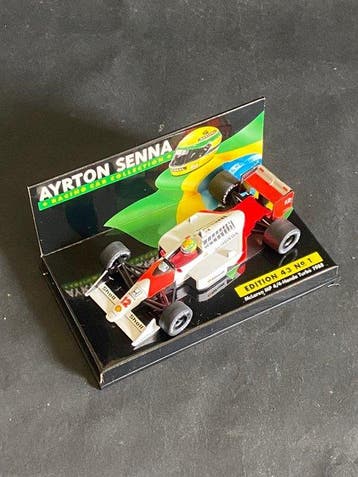 Minichamps 1:43 - Modelauto (22) - Ayrton Senna Racing Car, Nieuw
