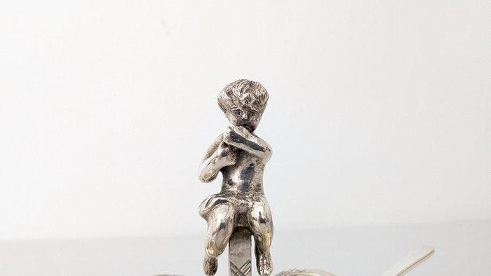 Rayal Sheffield - Zout- en pepervaatjes (3) - Verzilverd, Antiek en Kunst, Antiek | Meubels | Tafels