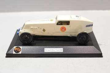 AM.71 1:43 - Modelauto - Renault 40 cv Elf 1/43. -, Hobby & Loisirs créatifs, Voitures miniatures | 1:5 à 1:12
