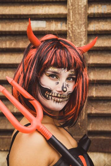 Halloween Drietand Rood 1,13m, Verzenden