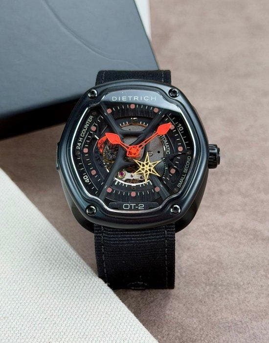Dietrich - Organic Time Automatic Skeleton black/red -, Bijoux, Sacs & Beauté, Montres | Hommes