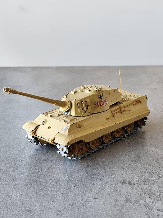 Polistil 1:50 - Model militair voertuig - Konigstiger, Enfants & Bébés, Jouets | Autre