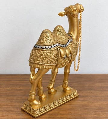 sculptuur, Ornate Golden Camel Decorative Figurine with