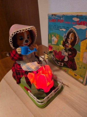 Tomiyama - Personnage jouet en étain - Rare Battery Operated