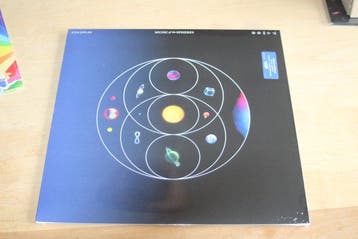 Coldplay - A Head Full Of Dreams + Music of the Spheres (, Nieuw in verpakking