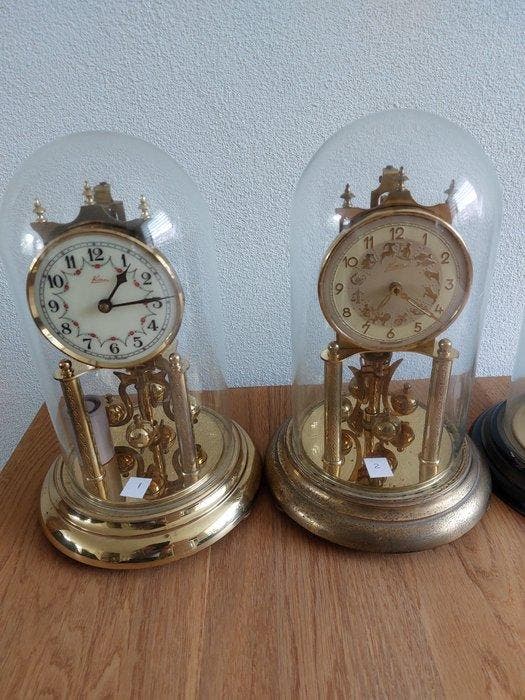Jaarpendules (4) - Metaal en glas - 1950 - 1980 -, Antiquités & Art, Antiquités | Horloges