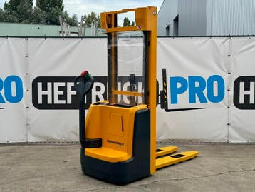 Jungheinrich EJC112-320ZZ (2014) 1200kg 320cm freelift VIDEO, Articles professionnels, Stapelaar