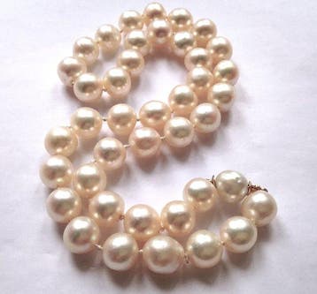 Collier de perles or jaune 18 kt - perles de culture jusquà