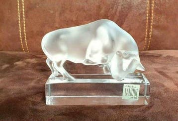 Ornement décoratif - taureau - France - Presse-papier Taurus