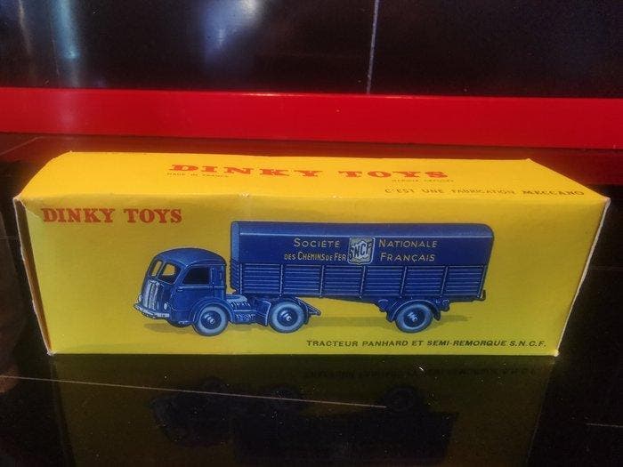 Dinky Toys 1:43 - Model vrachtwagen - Tracteur Panhard et, Hobby en Vrije tijd, Modelauto's | 1:5 tot 1:12