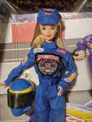 Mattel - Poupée Barbie Barbie Collectors Edition, NASCAR