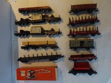 Märklin H0 - Modeltrein goederenwagon (12) - Goederentrein, Nieuw