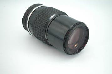 Nikon Nikkor 4/200mm | Objectif d’appareil photo