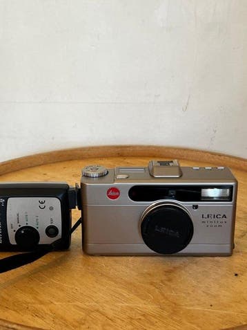 Leica minilux zoom + CF flash | Appareil photo argentique