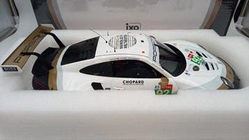 IXO 1:12 - Modelauto - Porsche 911 (991) RSR 24h Le Mans