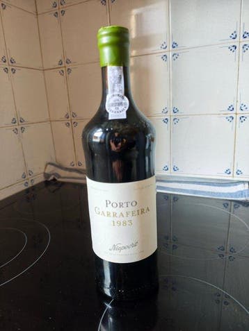 1983 Niepoort - Garrafeira Port, Tawny - Gebotteld in 2018 -, Nieuw
