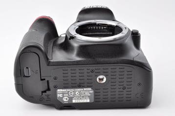 Nikon D5200 Digital SLR (Shutter Count : 1,918) [#1365], TV, Hi-fi & Vidéo, Appareils photo numériques