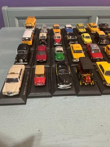 Altaya 1:43 - Modelauto (60) - Taxis of the World Collection