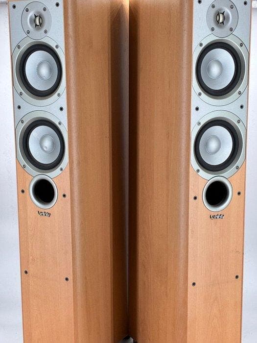 Infinity - Primus 250 Luidsprekerset, TV, Hi-fi & Vidéo, Radios