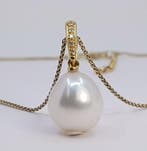 Ketting met hanger - 14 karaat Geel goud - 0.04ct. tw. - 11