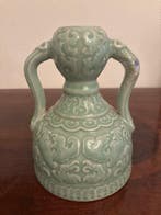Vase en jade - Porcelaine - Chine - XXe siècle, Antiquités & Art