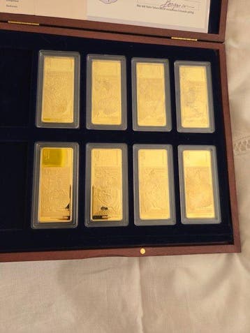 Wereld. Medal Deutsche Banknoten - 8 pcs x 40g mit CoA