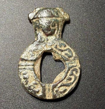 Karolingische Periode Mooi versierde, antropomorfe voorzijde, Antiek en Kunst