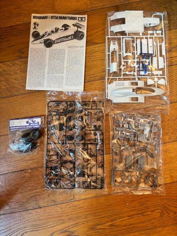 Tamiya, Hasegawa 1:20 - Model sportwagen (3) - Brabham BT50, Nieuw