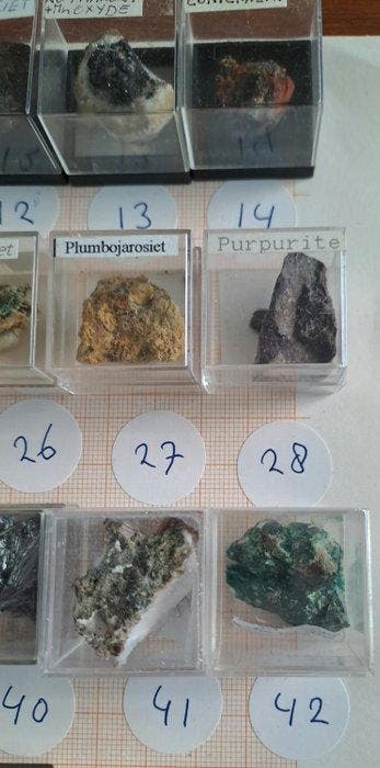 Mineralencollectie- 1250 g - (56), Verzamelen