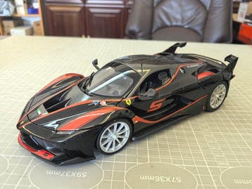 Bburago 1:18 - Modelauto - Ferrari FXX K EVO, Nieuw
