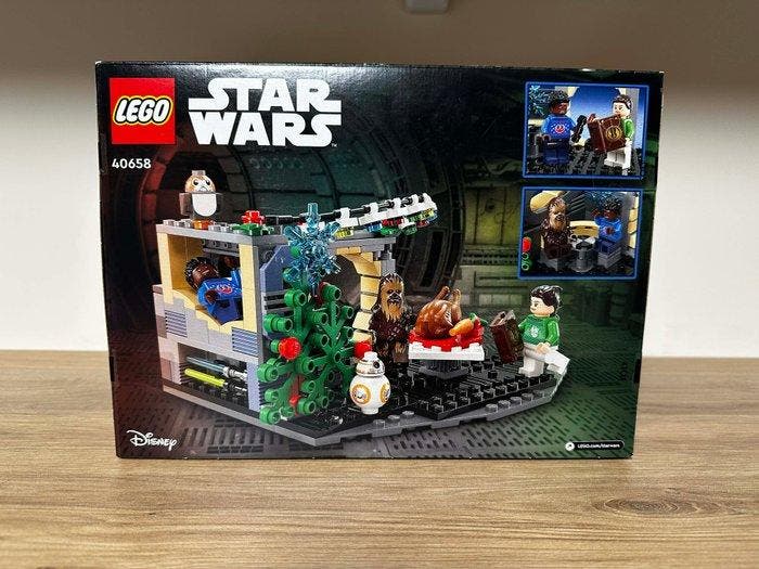 Lego Set - 40658 - Star Wars - Millennium Falcon Holiday, Enfants & Bébés, Jouets | Duplo & Lego
