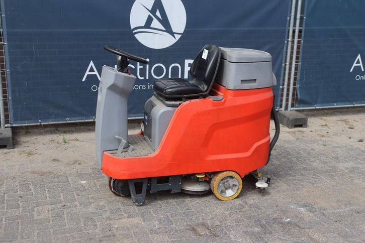 Veiling: Schrobmachine Hako Scrubmaster B75-R Elektrisch, Articles professionnels, Machines & Construction | Entretien & Nettoyage