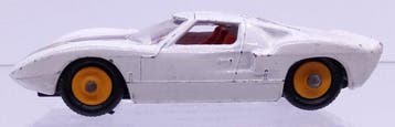 Matchbox 1:64 - Voiture miniature - Ford GT Racer in