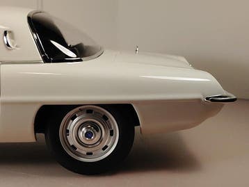 Kyosho 1:12 - Model coupé - Mazda Cosmo Sport - 1967 -, Nieuw