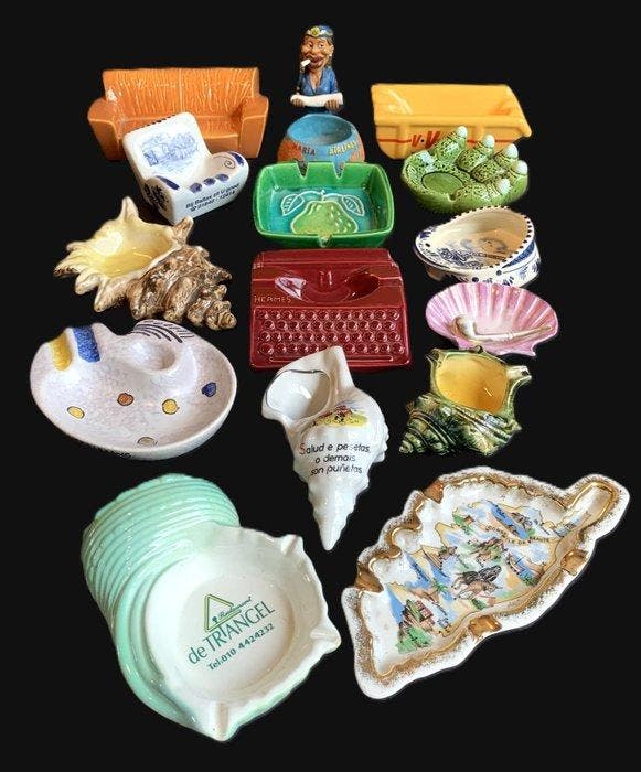 Cendrier (15) - Céramique - Des cendriers publicitaires, Antiek en Kunst, Antiek | Speelgoed