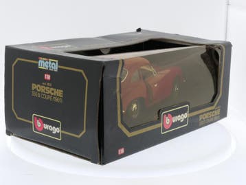Schaal 1:18 Bburago 3021 Porsche 356 B #5188 (Automodellen), Ophalen of Verzenden, Gebruikt