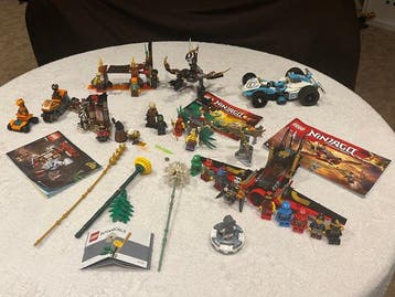 Lego Set - Ninjago - HUGE LOT, Rare LEGO Ninjago 4 Complete, Enfants & Bébés, Jouets | Duplo & Lego