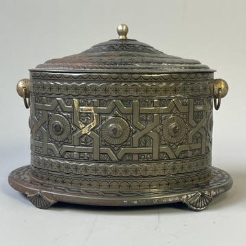 Doos - Antiek ovaal blik “Victoria” – Moors geïnspireerd