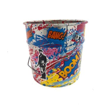 Koen Betjes (1992) - Street Paint Bucket - Follow Your