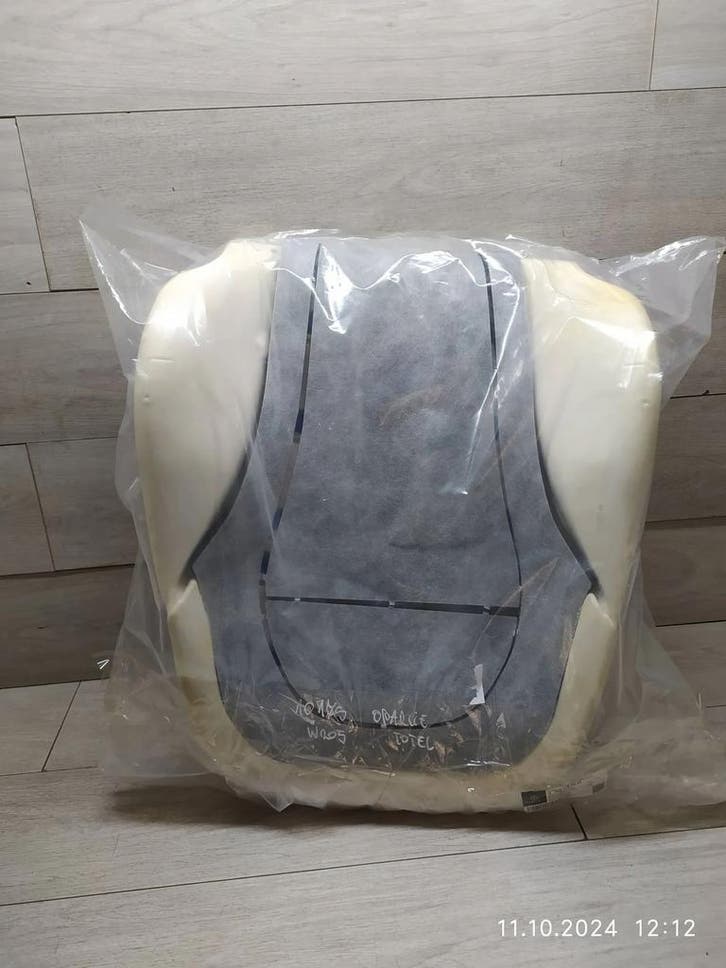 Mercedes W205 voorstoelsteun A2059102404, Auto-onderdelen, Interieur en Bekleding, Gebruikt, Verzenden