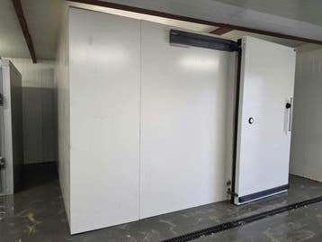 Koelcel 366 x 366 x 248 cm stekker klaar, Gebruikt, Koelen en Vriezen