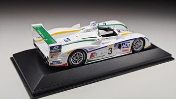 Minichamps 1:43 - Voiture miniature - Audi R8 LMP -