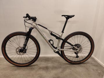 Cube AMS Zero99 Race Medium MTB, Nieuw