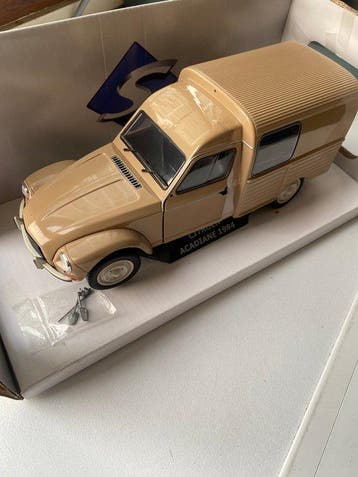 Solido 1:18 - Voiture de sport miniature - Citroën Acadiane