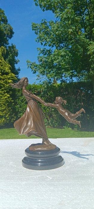 Sculpture, Bronzen Beeld Moederliefde - 29 cm - Bronze, Antiek en Kunst