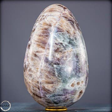 Elegante Chevron-Amethyst-ei – harmonische paarse-witte