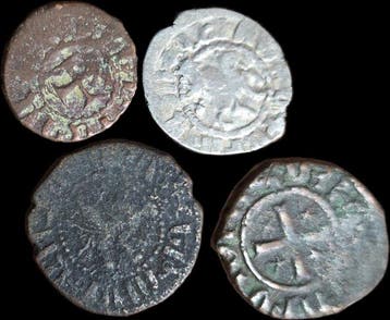 . Armenië lot of 4 medieval coins one silver takvorin. 12/13