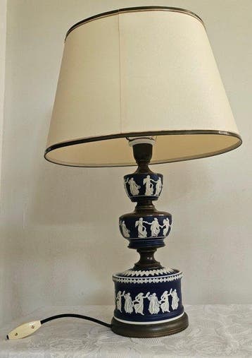 wedgewood - Lamp - Porselein, Brons - Wedgewood lamp, Antiek en Kunst