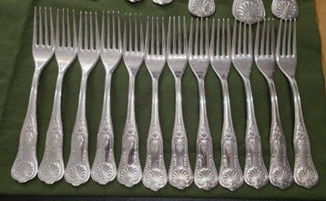Ménagère pour 12 personnes (51) - Plaqué(e) argent