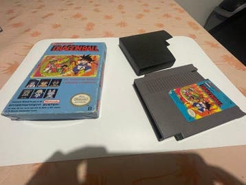Nintendo, Bandai - Nes - Console + Dragon Ball Game -